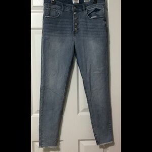 Light Wash High Rise Skinny Jeans Ankle Cut